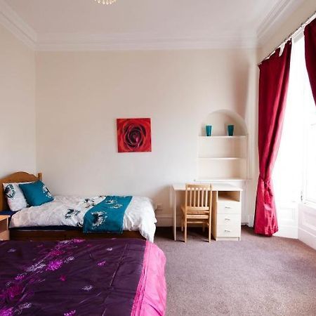 Edinburgh Central Oldtown Aparthotel エクステリア 写真
