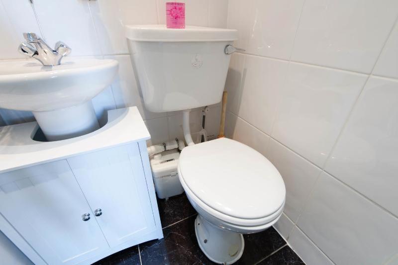 Edinburgh Central Oldtown Aparthotel エクステリア 写真