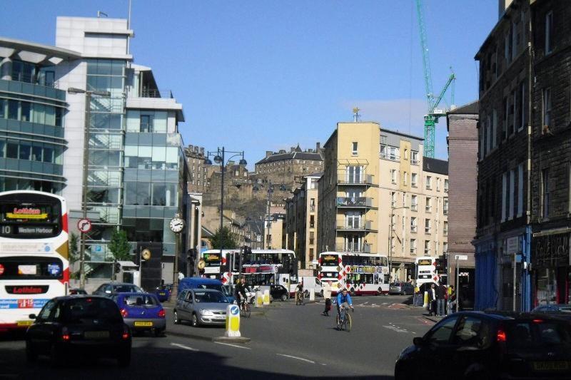 Edinburgh Central Oldtown Aparthotel エクステリア 写真