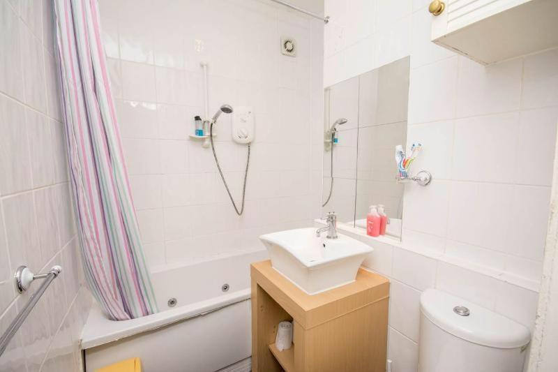 Edinburgh Central Oldtown Aparthotel エクステリア 写真